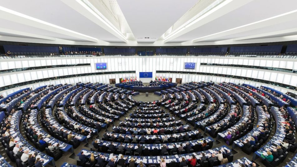 Az Európai Parlament elfogadta az ambiciózus uniós klímarendeletet