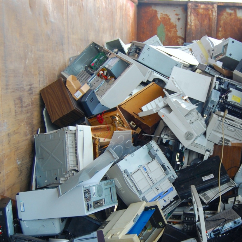 Változnak a jótállás szabályai, az e-hulladék csökkentése is cél