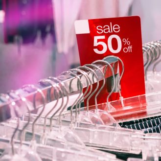 Black Friday 50% kedvezmény felirat