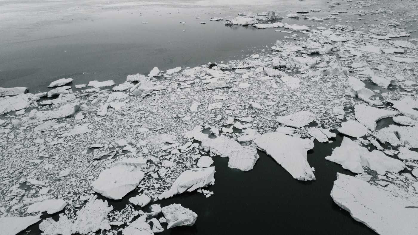 Baj van az Antarktiszon, gyorsan töredezik a jég utolsó védvonala