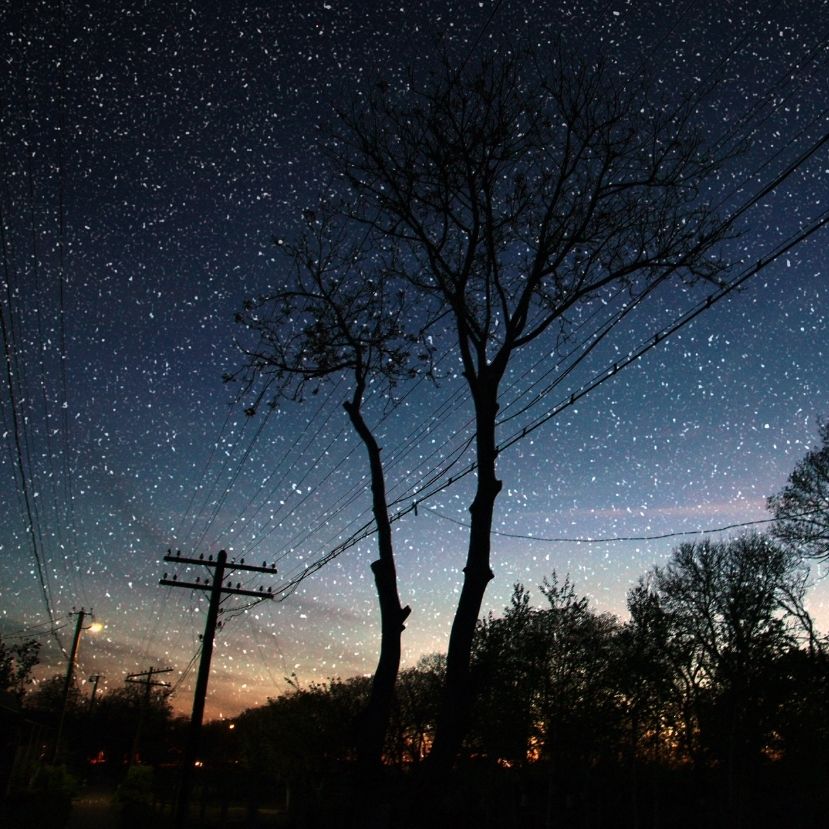 Egyre kevesebb csillagot, és egyre több műholdat látunk az éjszakai égen