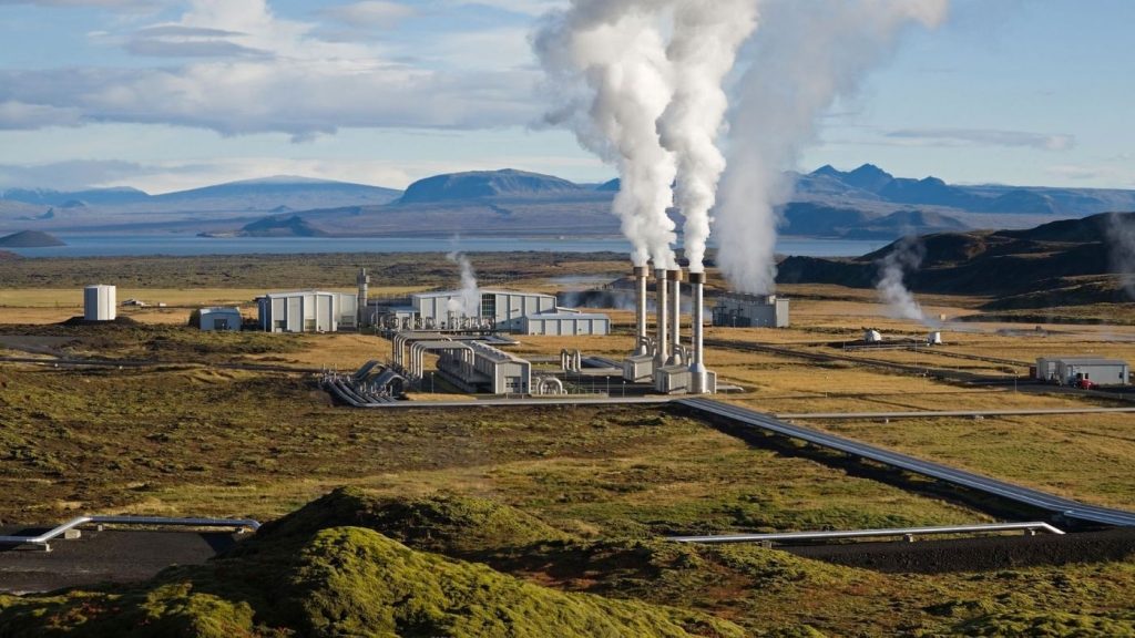 Geotermikus erőmű Izlandon – a lakóházak fűtésének majdnem 100%-át megújuló energia fedezi
