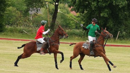 Különleges lovaspólóverseny a zöld jövőért Tabajdon