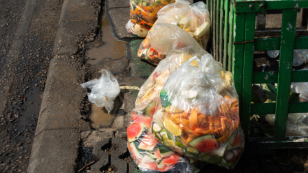Az egyik legnagyobb áruház Magyarországon is folyamatosan csökkenti a működésében keletkező élelmiszer-hulladék mennyiségét