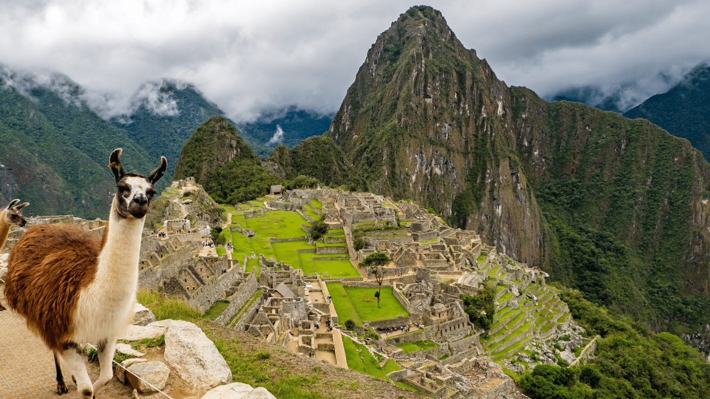 Machu Picchut, az ősi várost fenyegeti az erdőtűz Peruban