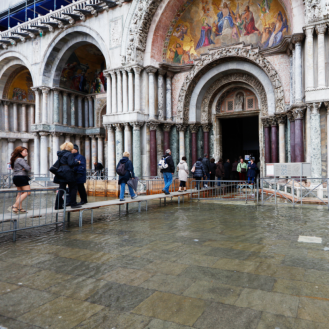 Megmenthető még a süllyedő Velence?