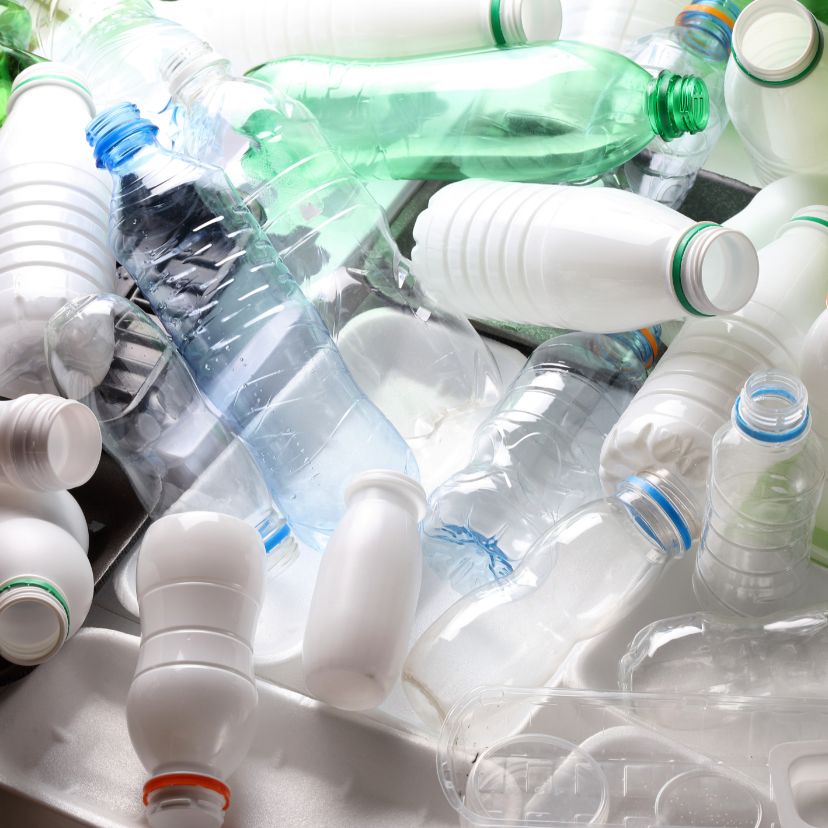 Kiderült, hogy kik a világ legnagyobb műanyagszennyezői