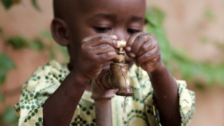 Magyar cég tisztítja Afrika vizeit
