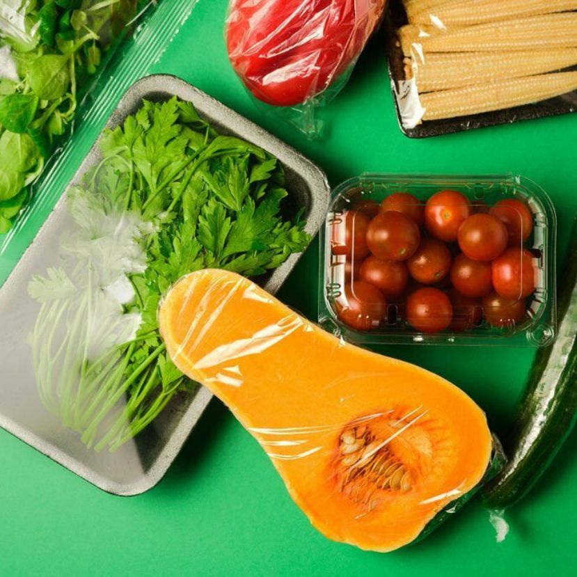 Újrahasznosíthatónak kell lennie a zöldségek és gyümölcsök csomagolásainak 2025-től