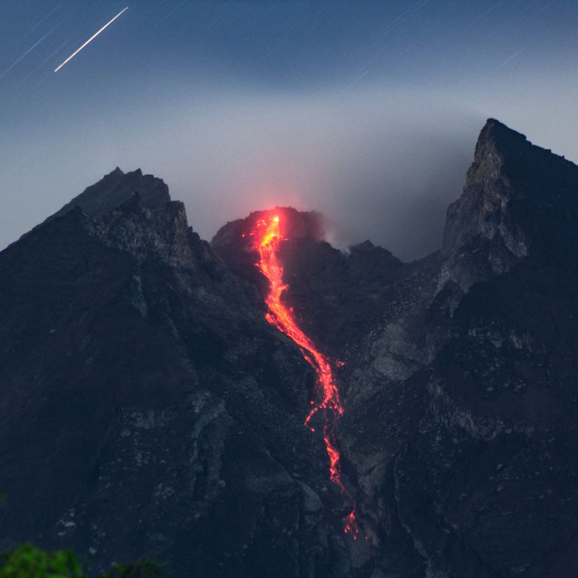 Kitört a Merapi vulkán Indonéziában