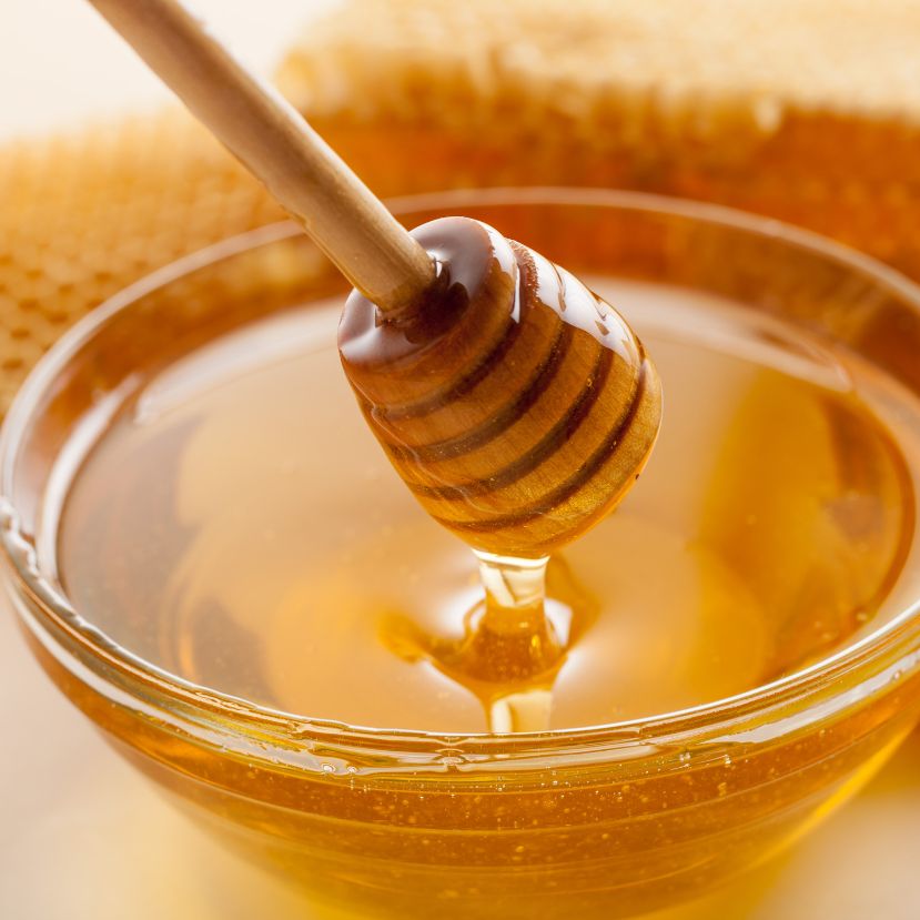 Bajban vannak a magyar méztermelők – eltűnhet a magyar méz a boltokból?