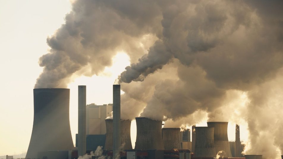 Gyorsítani kellene a szén kivonását, hogy megelőzzük a klímakáoszt