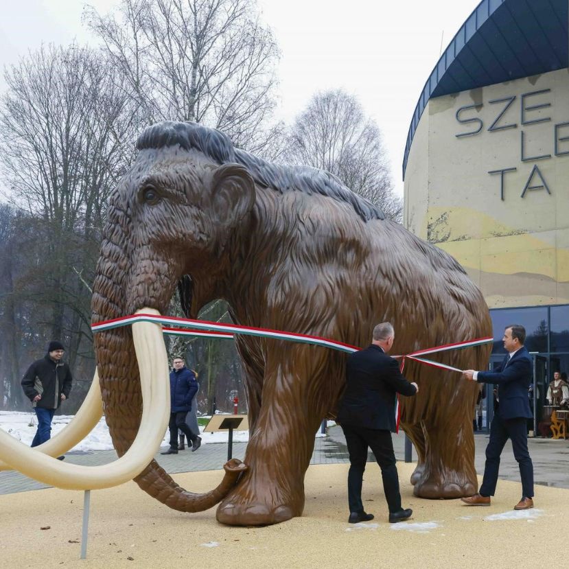 Megnyílt a Szeleta Park Látógatóközpont Miskolcon