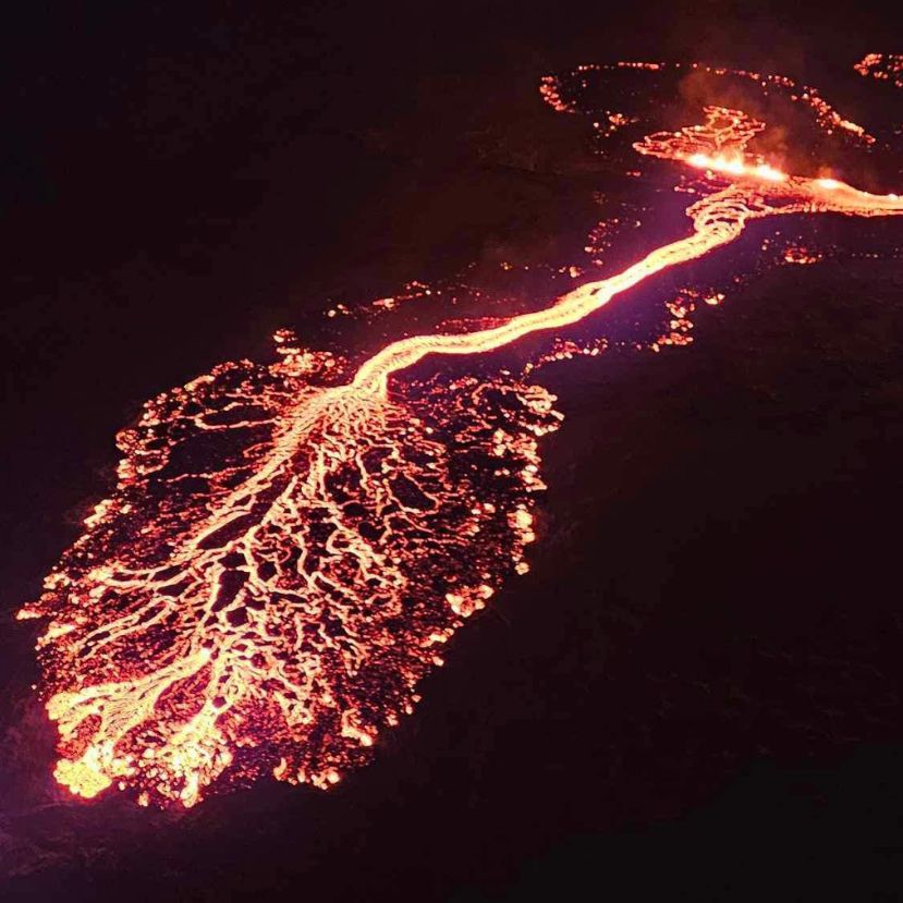 Kitört az izlandi vulkán