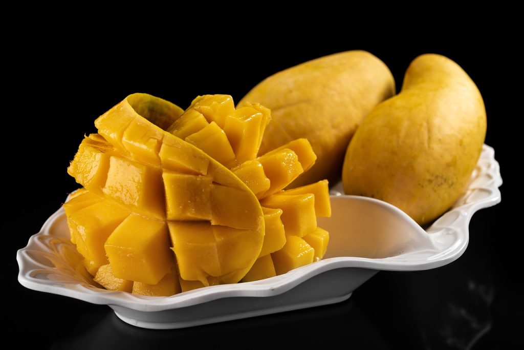 egy tál mangó 
