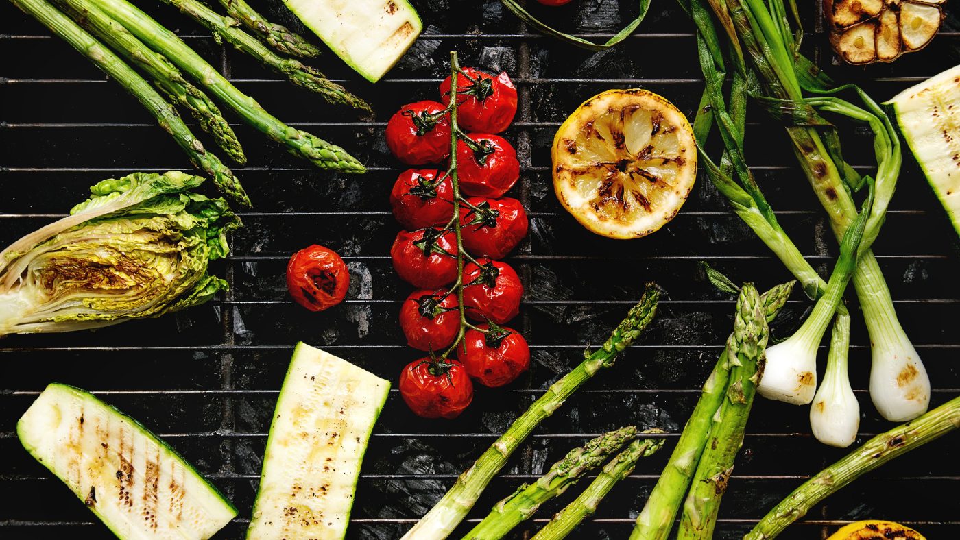 Zöldségek és gyümölcsök a grillen – Használd a nyár ízeit!