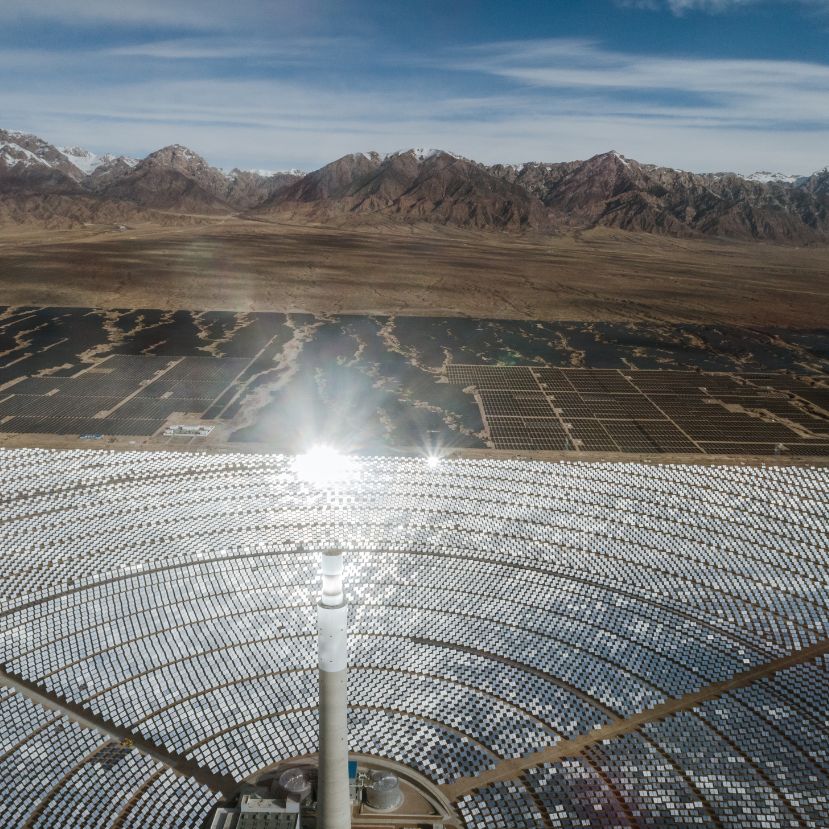 Éjszaka is tud majd termelni Kína új naperőműve