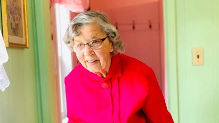 Agatha virágzó almanachja – Filmajánló