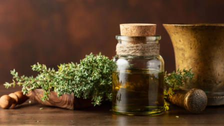 Idén a kerti kakukkfű az év gyógynövénye