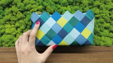 Egy kupac hulladékból divattáska – Puskás Kriszta és az Infinity Paper Design