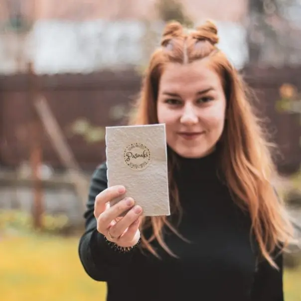 Füzetek-noteszek tojástartóból. Mi imádjuk!- Interjú Bazsó Ágival