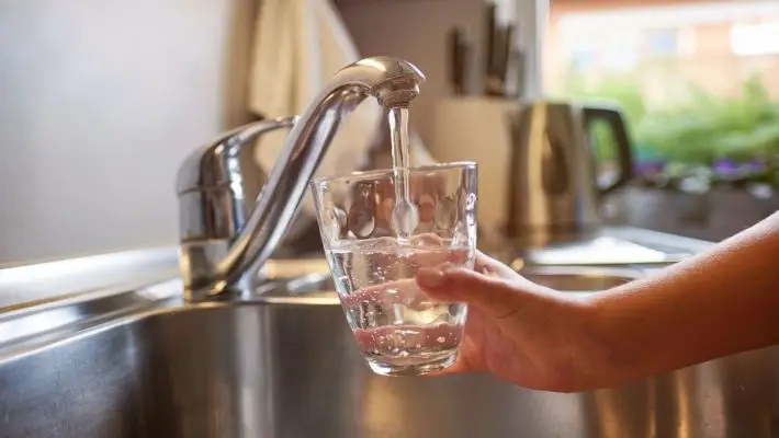 A hőségben különösen ügyeljünk a vízfogyasztásunkra!