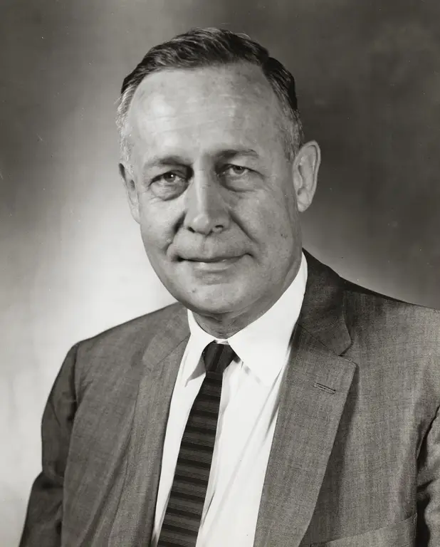 Roger Revelle 1964-es portréja, fotó: UC - The Regents of the University of California