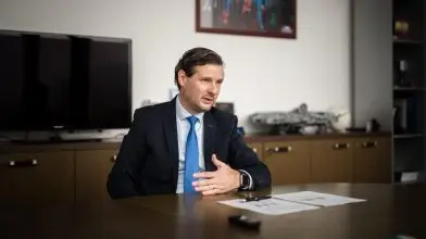 Zöld közbeszerzések – Interjú dr. Kovács Lászlóval, a Közbeszerzési Hatóság elnökével