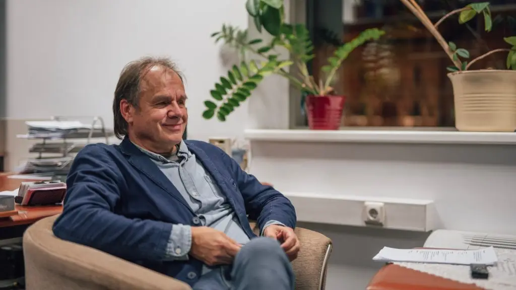 Forgács Attila szociálpszichológus a túlfogyasztásról beszél