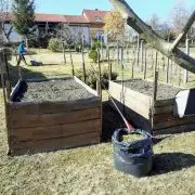 Magaságyás-telepítés kora tavasszal