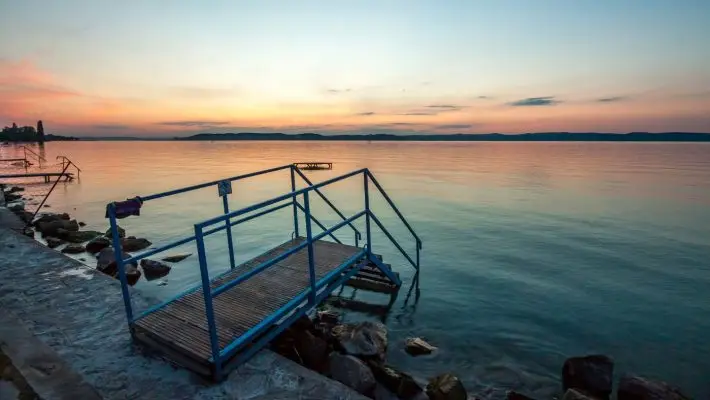 Tényleg veszélyben a Balaton?