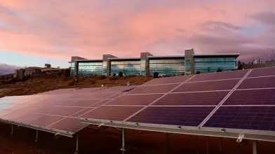 Így gyorsíthatja fel a napenergia-forradalmat a háború