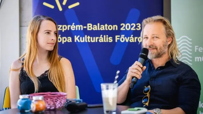 Szemléletformálás a művészet szárnyán: trash art – Holnapután