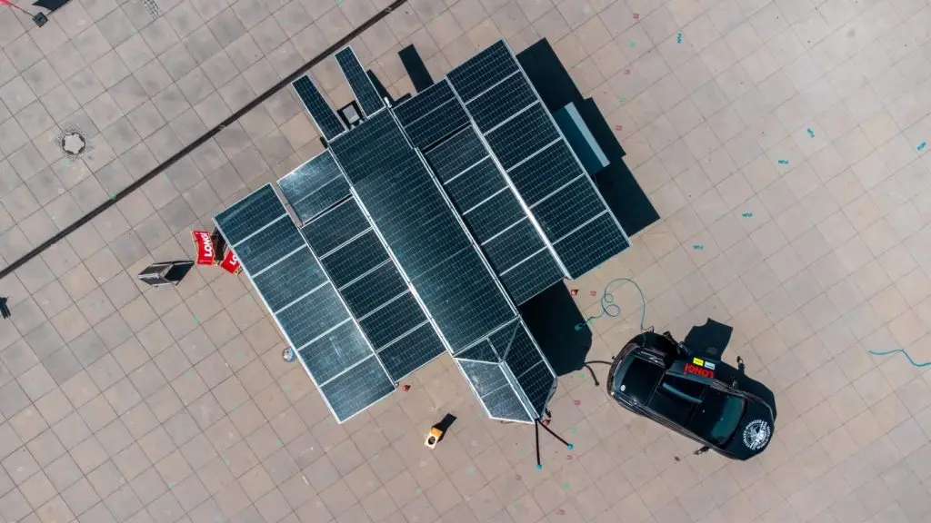 Solar Butterflynapelemes pillangóLouis Palmer