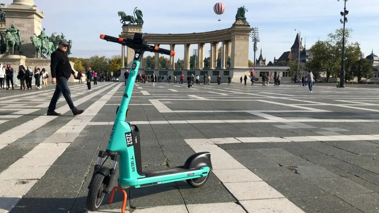 Kipróbáltuk a TIER új e-rollereit