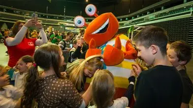 Idén is százmillió forinttal támogat gyermekeket segítő alapítványokat az MVM Csoport (x)