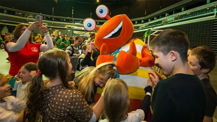 Idén is százmillió forinttal támogat gyermekeket segítő alapítványokat az MVM Csoport (x)