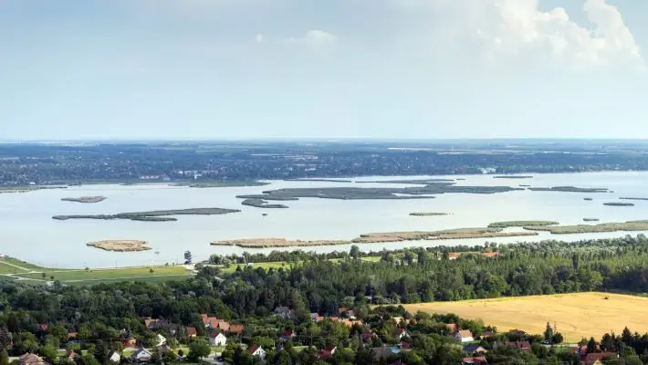 Lesz-e strandszezon a Velencei-tónál?