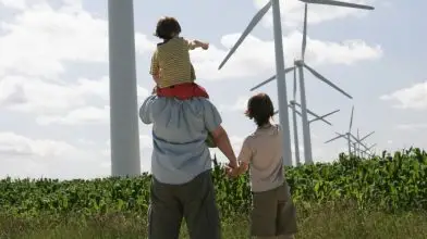 Nincs pénzed napelemre? Szállj be egy szélturbinába