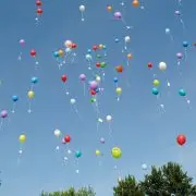 Ezért ne eregess lufit!