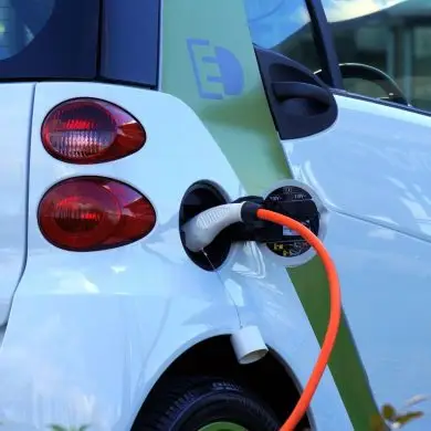 Egyre többen és egyre hosszabb utakra használnak elektromos autót