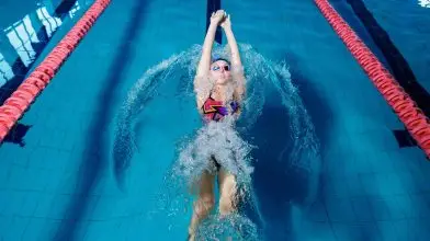Szuperszámítógép fűti hamarosan a debreceni sportuszodát