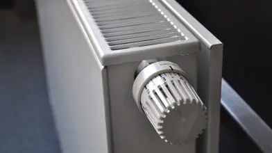 Több mint ezer társasházban válhat energiatakarékosabbá a távfűtés