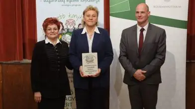 Országos versenyen díjazták egy békéscsabai iskolakert példás gondozóit