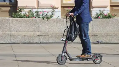 Áldás és átok egyszerre – ez az elektromos roller!