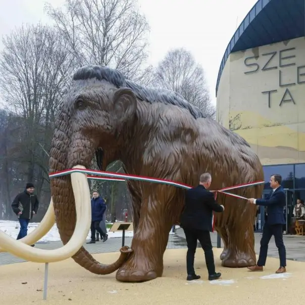Megnyílt a Szeleta Park Látógatóközpont Miskolcon