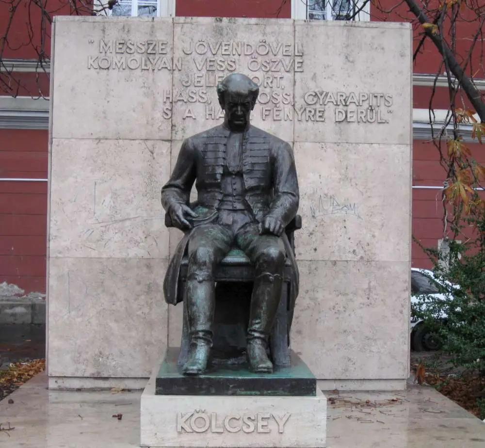 Kölcsey Ferenc szobra 