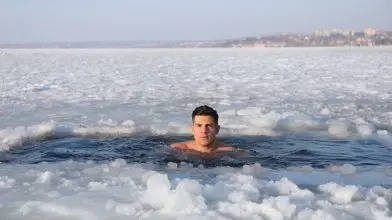 Úszás télen? Nem őrültség!
