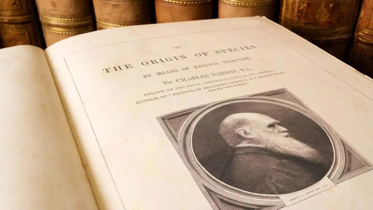 Mostantól bárki beleolvashat Darwin magánkönyvtárába