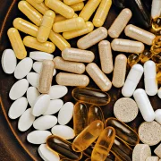 Önmagunkat csapjuk be, ha naponta szedünk multivitaminokat!